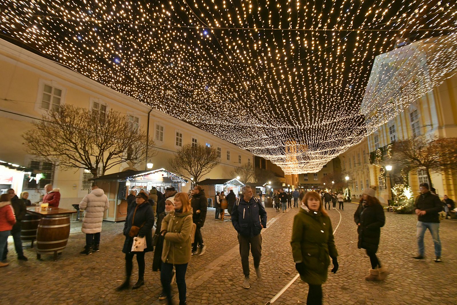 Adventi fények Székesfehérvár Belvárosában 2024.